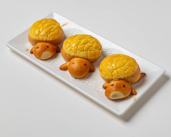 UB253 菠蘿叉燒包 / Baked BBQ Pork Buns